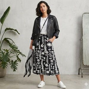 Mondi Black White Floral Midi Skirt A-Line Button Front Botanical Print Size S